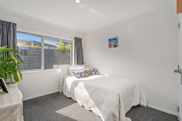Photo of property in 18 Roseberry Place, Whitianga, 3510