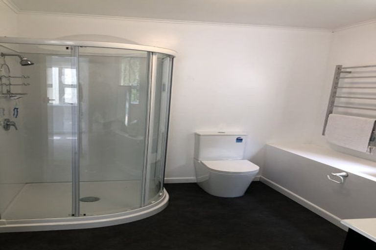 Photo of property in 39 Onslow Road, Khandallah, Wellington, 6035