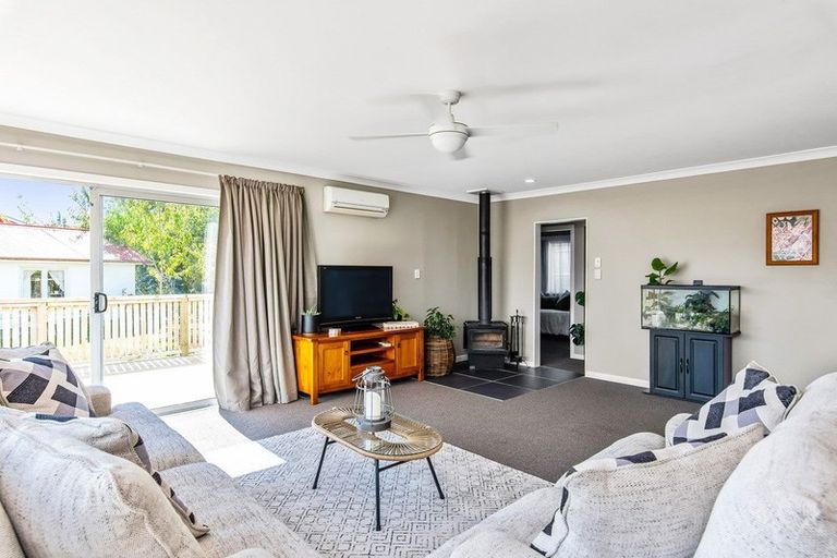 Photo of property in 53a Elizabeth Street, Waikanae, 5036