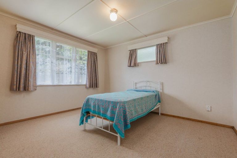 Photo of property in 76 Mclean Street, Woodville, 4920