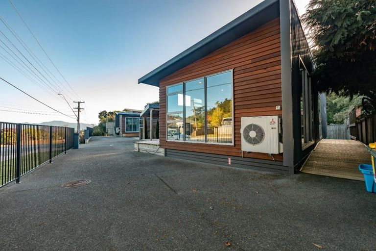 Photo of property in 39a Ruapehu Street, Paraparaumu, 5032