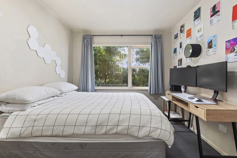 Photo of property in 142 Townsend Road, Miramar, Wellington, 6022