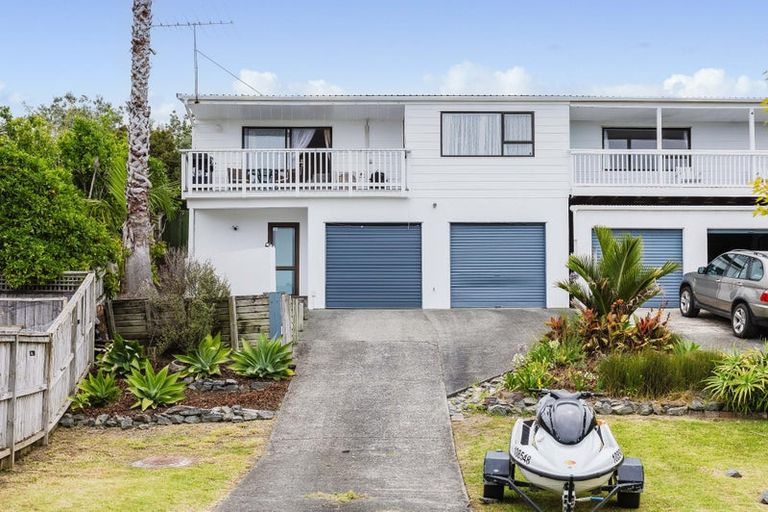 Photo of property in 17 Merehai Place, Snells Beach, 0920