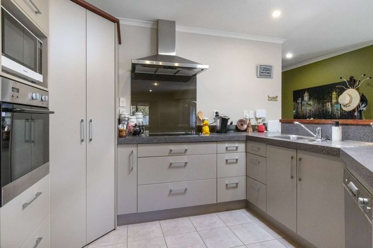 Photo of property in 42 Kupe Drive, Whitianga, 3510