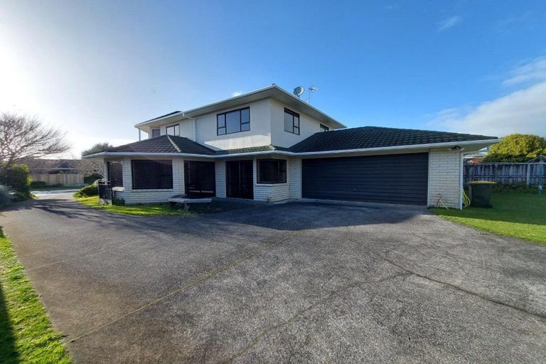 Photo of property in 167 Heta Road, Highlands Park, New Plymouth, 4312