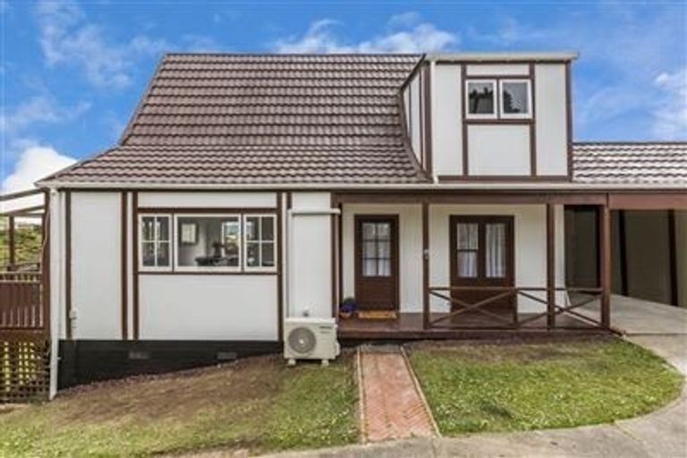 Photo of property in 1/18b Verbena Road, Birkdale, Auckland, 0626
