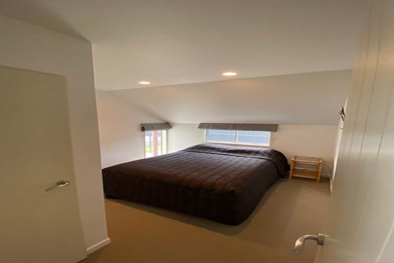 Photo of property in 513a Beach Road, Whangamata, 3620