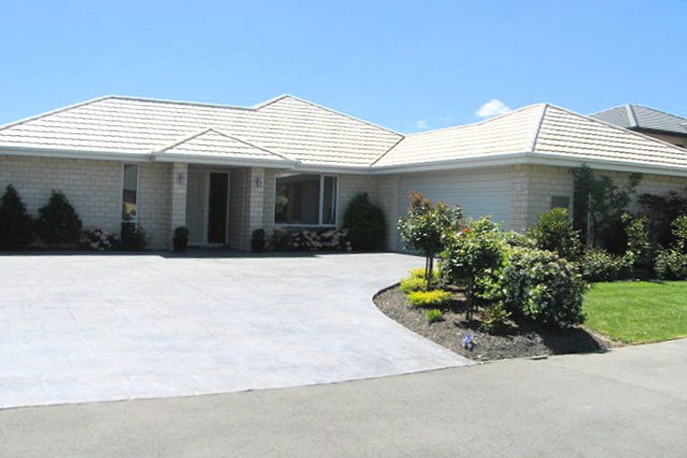 Photo of property in 17 Aylsham Lane, Casebrook, Christchurch, 8051