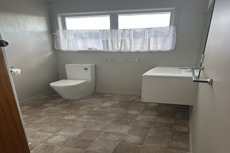 Photo of property in 19 Tupaea Place, Otumoetai, Tauranga, 3110