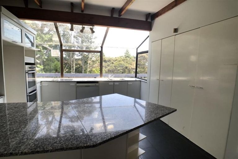 Photo of property in 7 Portsea Place, Chatswood, Auckland, 0626