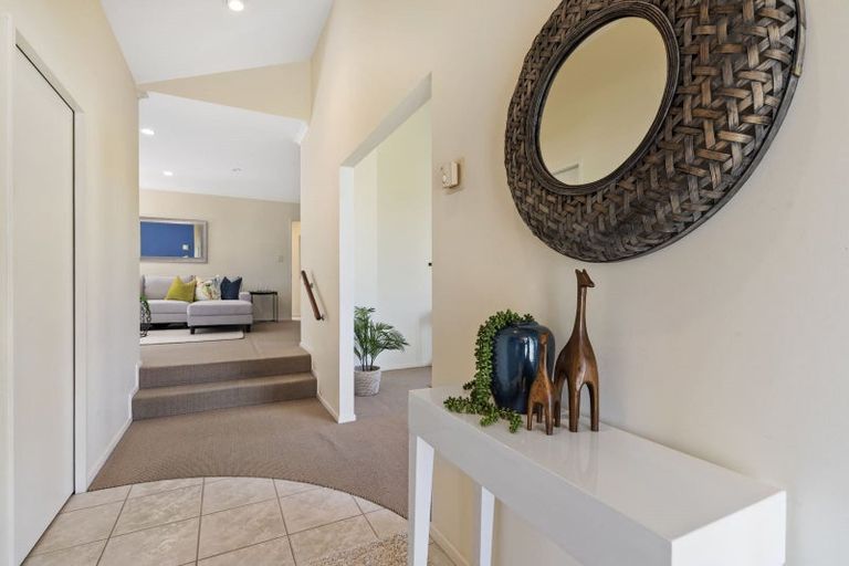Photo of property in 24 Coventry Way, Long Bay, Auckland, 0630