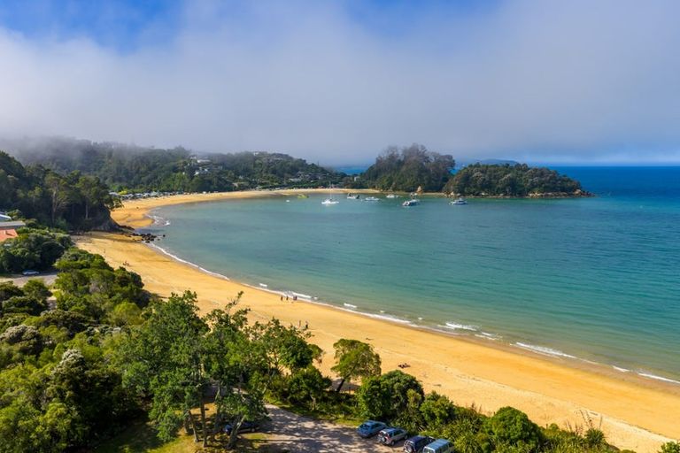 Photo of property in 38 Rowling Road, Kaiteriteri, Motueka, 7197