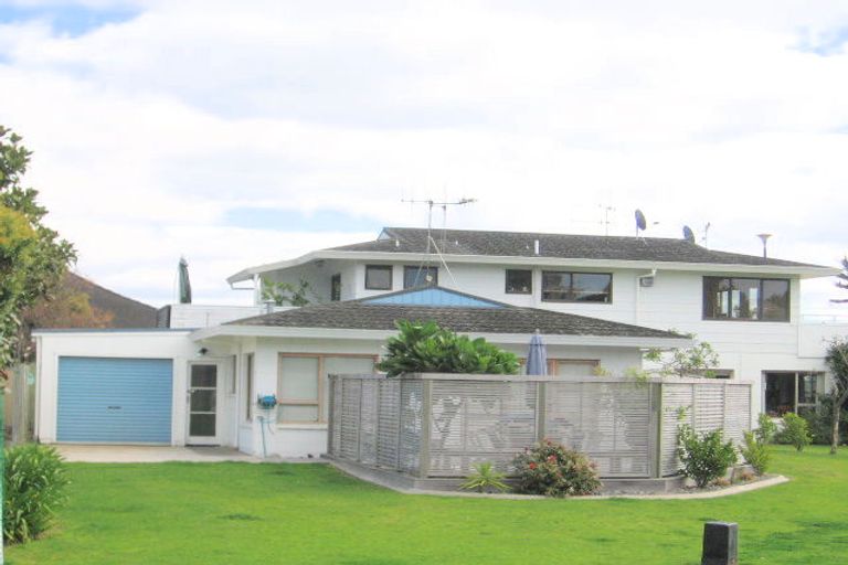 Photo of property in 2b Pitau Road, Mount Maunganui, 3116