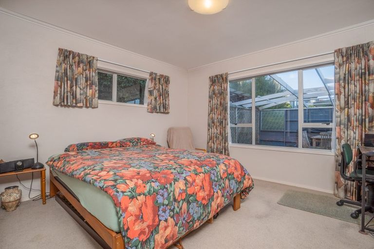 Photo of property in 23 Jellicoe Road, Murrays Bay, Auckland, 0630