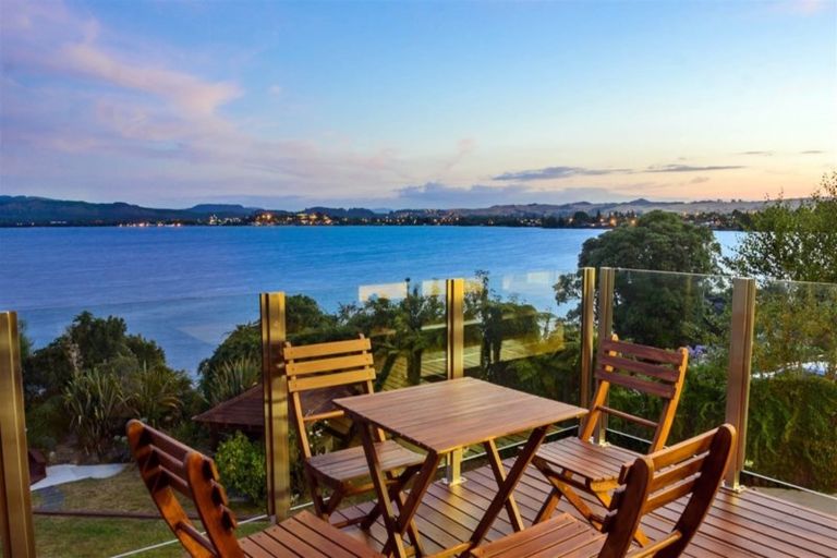 Photo of property in 177 Kawaha Point Road, Kawaha Point, Rotorua, 3010