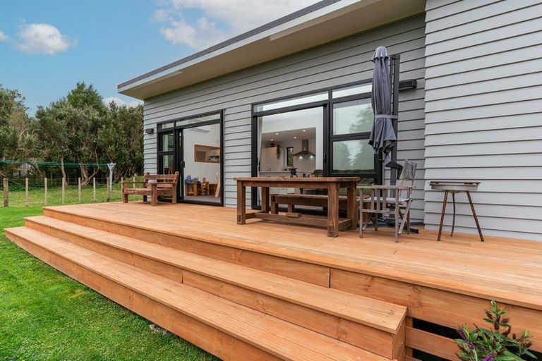 Photo of property in 21 Flyger Street, Kimbolton, 4774