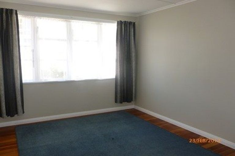 Photo of property in 44 Dimock Street, Titahi Bay, Porirua, 5022