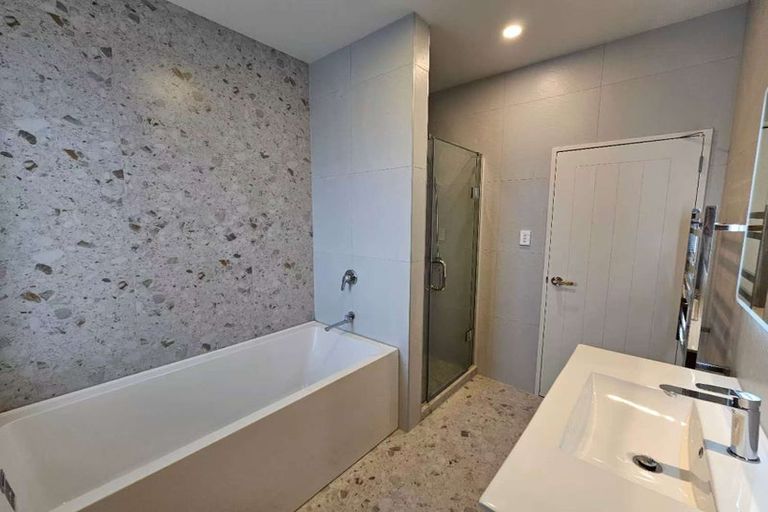 Photo of property in 3 Yellow Pear Lane, Karaka, 2578