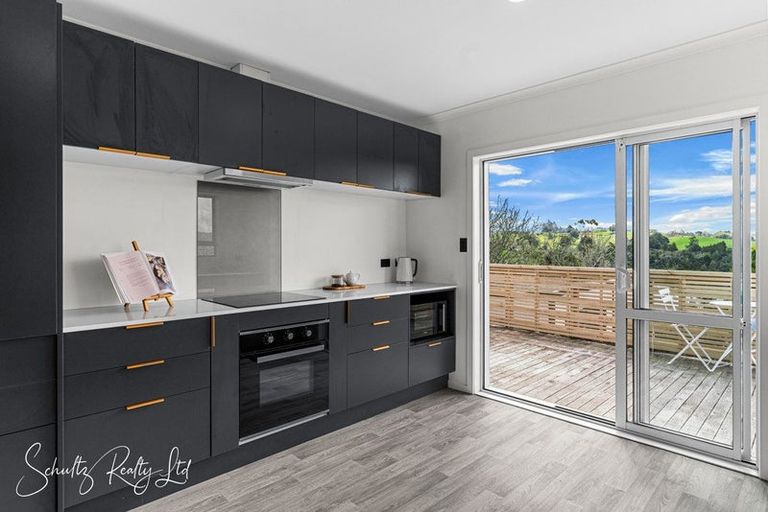 Photo of property in 109 Hurndall Street East, Maungaturoto, 0520