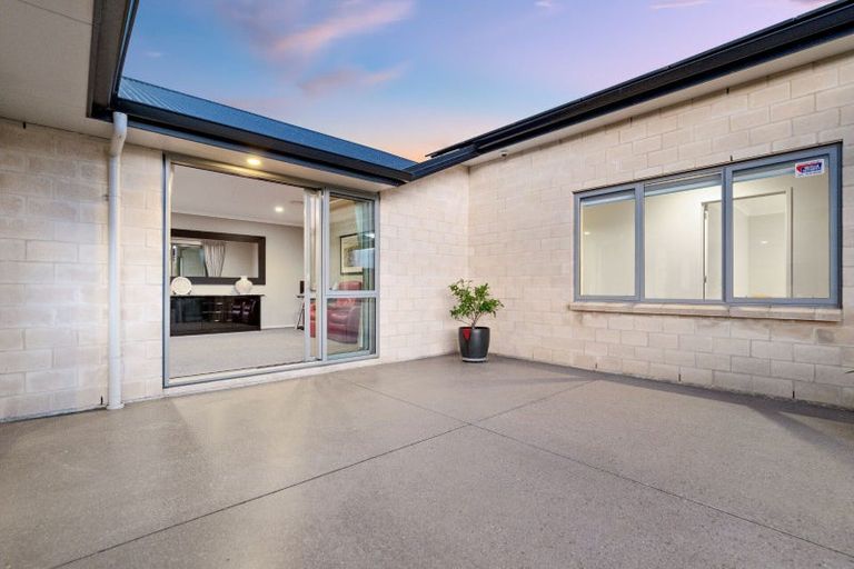 Photo of property in 27 Mortlake Heights, Pyes Pa, Tauranga, 3112