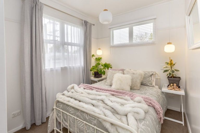 Photo of property in 5 Jellicoe Street, Greytown, 5712