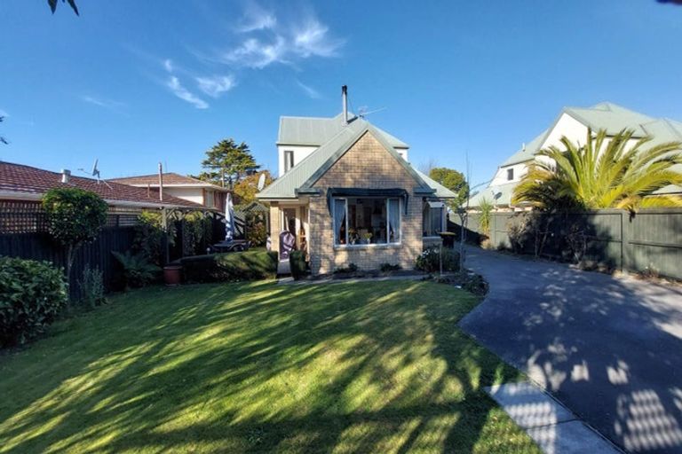 Photo of property in 106a Roydvale Avenue, Burnside, Christchurch, 8053
