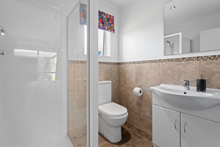 Photo of property in 67a Park Road, Carterton, 5713