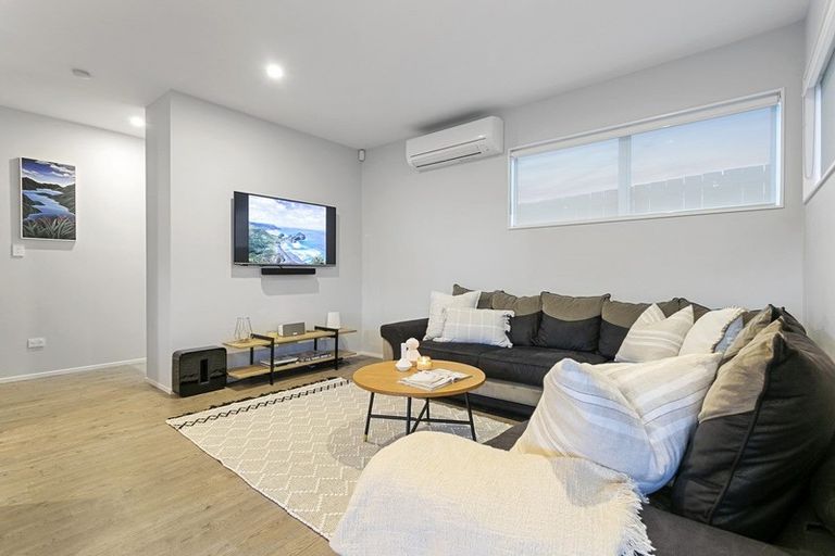 Photo of property in 45 De Havilland Road, Hobsonville, Auckland, 0616