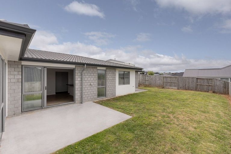 Photo of property in 12 Ridge Drive, Omokoroa, 3114
