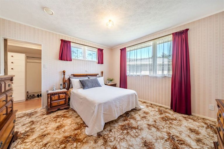 Photo of property in 74 California Drive, Totara Park, Upper Hutt, 5018