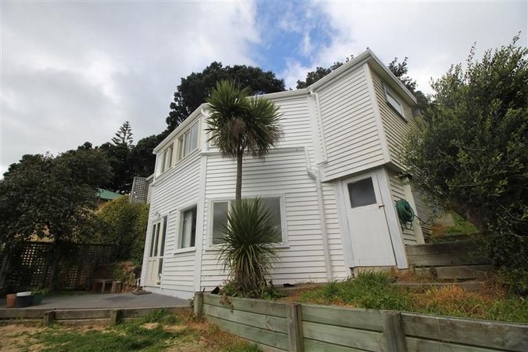 Photo of property in 44a Bentinck Avenue, Strathmore Park, Wellington, 6022