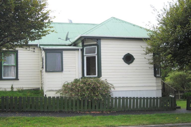 Photo of property in 44 Law Street, Caversham, Dunedin, 9012
