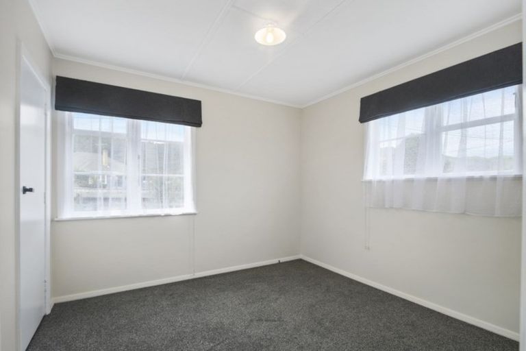 Photo of property in 101 Kowhai Street, Naenae, Lower Hutt, 5011
