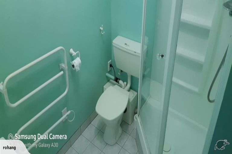 Photo of property in 37 Dominica Crescent, Grenada Village, Wellington, 6037