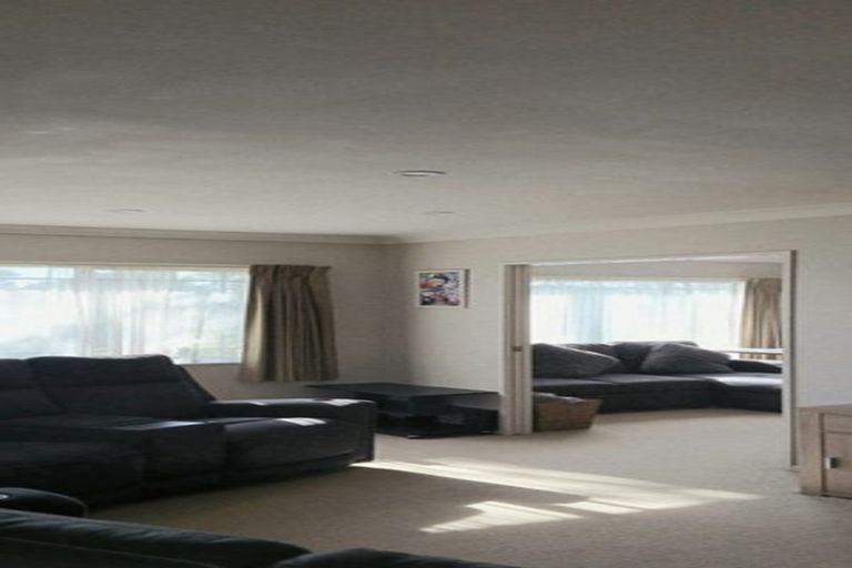 Photo of property in 66 Blackwood Drive, Wattle Downs, Auckland, 2103