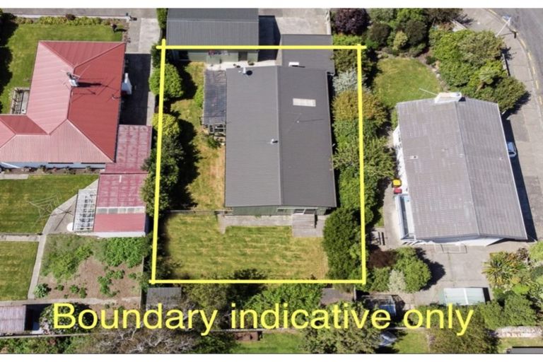 Photo of property in 4 Pine Crescent, Hargest, Invercargill, 9810