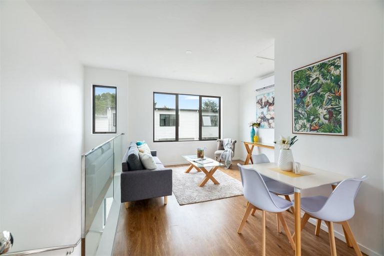 Photo of property in 2b Cadiz Place, Red Hill, Papakura, 2110