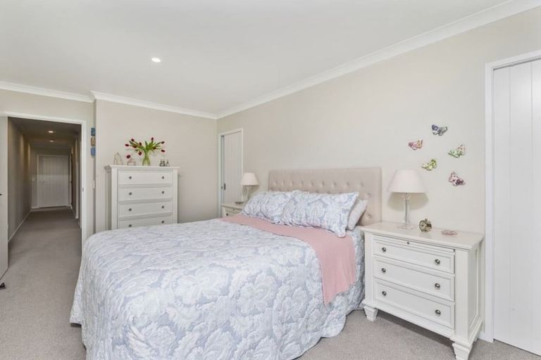 Photo of property in 58 Montgomery Crescent, Kinloch, Taupo, 3377