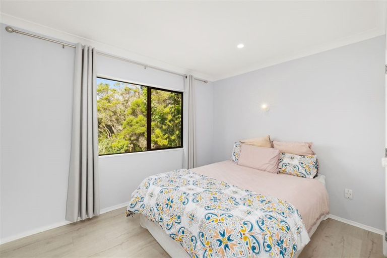 Photo of property in 6 Johnson Lane, Haruru, 0204