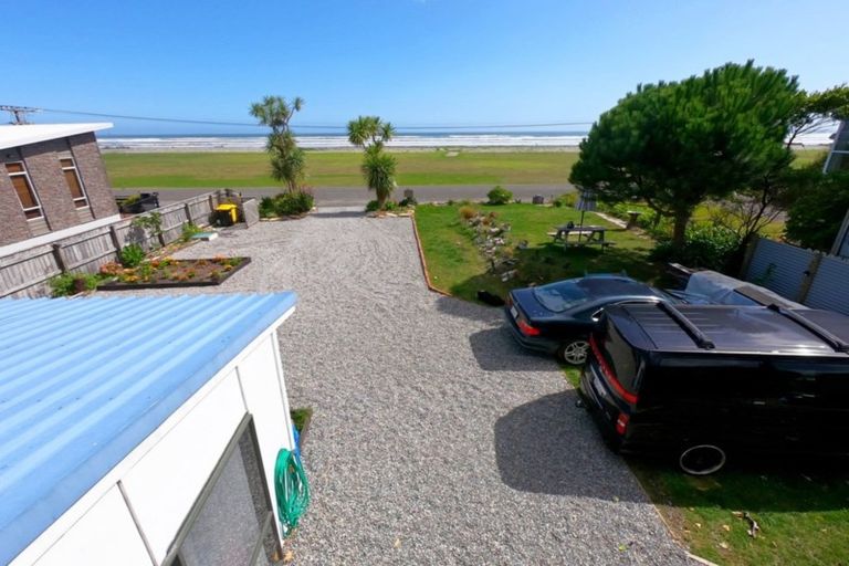 Photo of property in 5 Marine Parade, Carters Beach, Westport, 7825