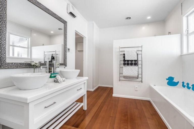 Photo of property in 42a Orakei Road, Remuera, Auckland, 1050