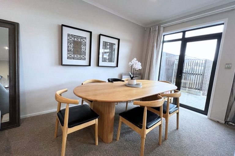 Photo of property in 14a Dida Park Drive, Kumeu, 0810