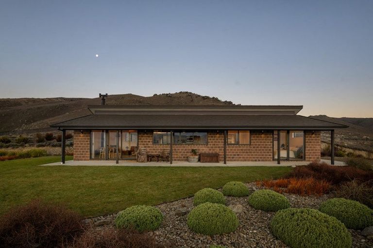Photo of property in 147 Pigeon Rock Road, Cornish Point, Cromwell, 9384