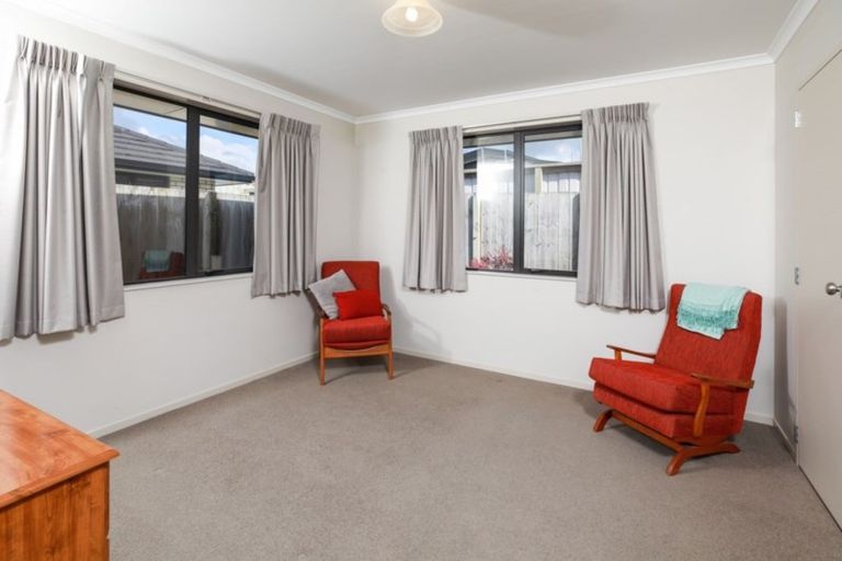 Photo of property in 10 Ruske Place, Grandview Heights, Hamilton, 3200