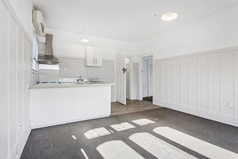 Photo of property in 1/24 North Avon Road, Richmond, Christchurch, 8013