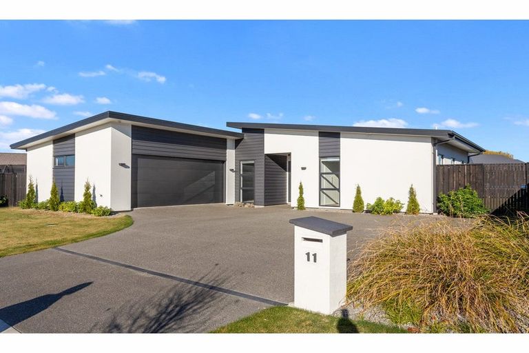 Photo of property in 11 Westpark Boulevard, Rangiora, 7400