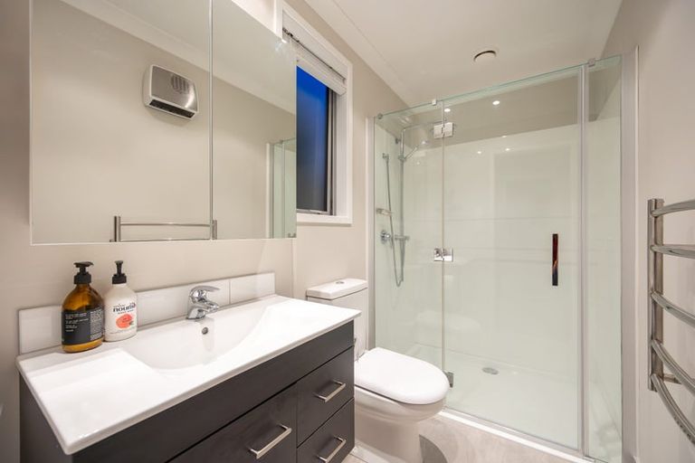 Photo of property in 3 Greenlink Rise, Long Bay, Auckland, 0630