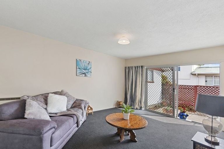 Photo of property in 2/14 Suffolk Street, Phillipstown, Christchurch, 8011