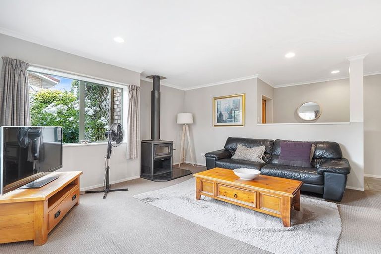 Photo of property in 51 Basley Road, Owhata, Rotorua, 3010