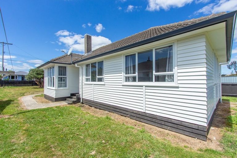Photo of property in 28 Meadowbank Crescent, Fordlands, Rotorua, 3015